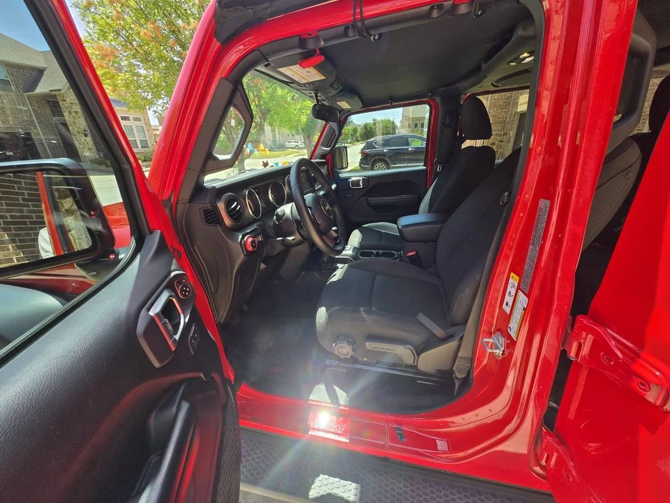 2019 Jeep JL Wrangler - Image 7 of 16