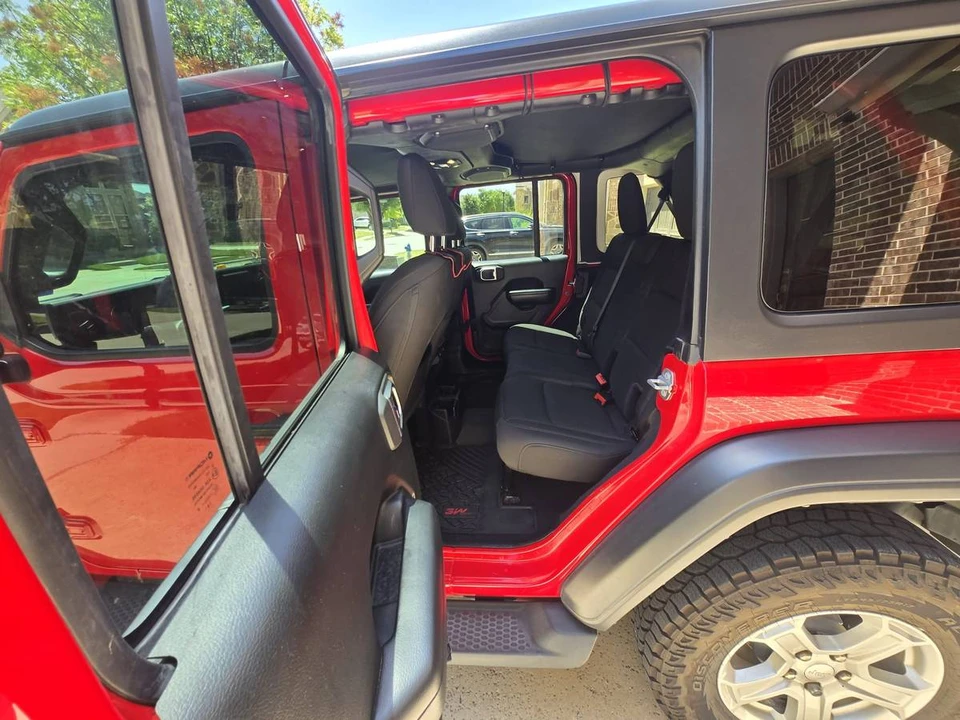 2019 Jeep JL Wrangler - Image 4 of 16