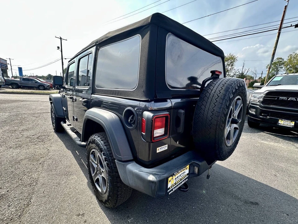 2019 Jeep JL Wrangler - Image 5 of 31