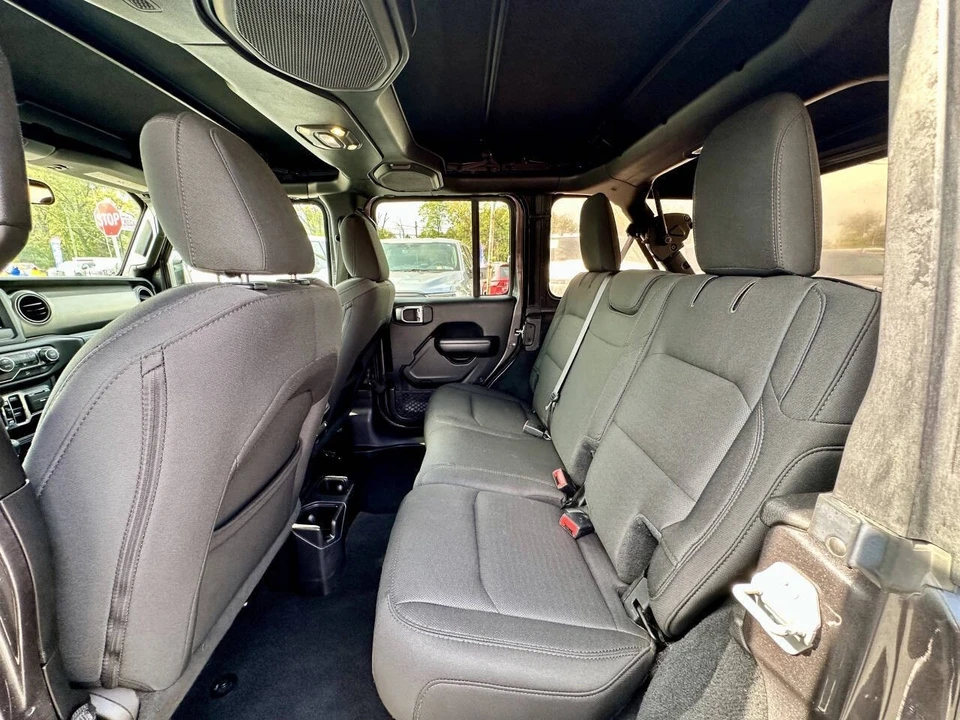 2019 Jeep JL Wrangler - Image 12 of 21