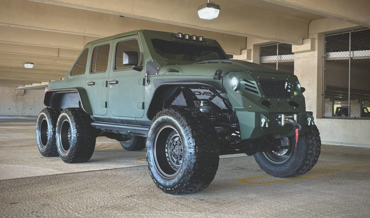 2019 Jeep JL Wrangler - Image 9 of 31