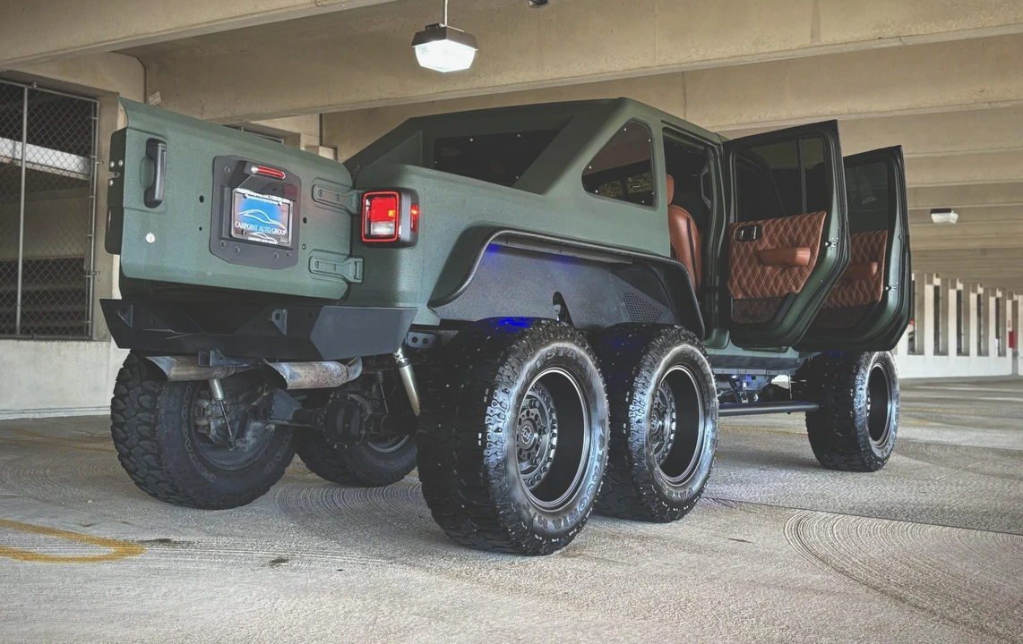 2019 Jeep JL Wrangler - Image 28 of 31