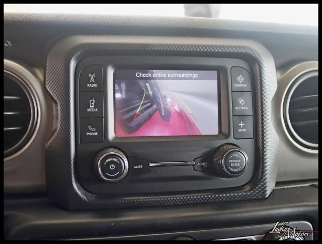 2019 Jeep JL Wrangler - Image 16 of 31