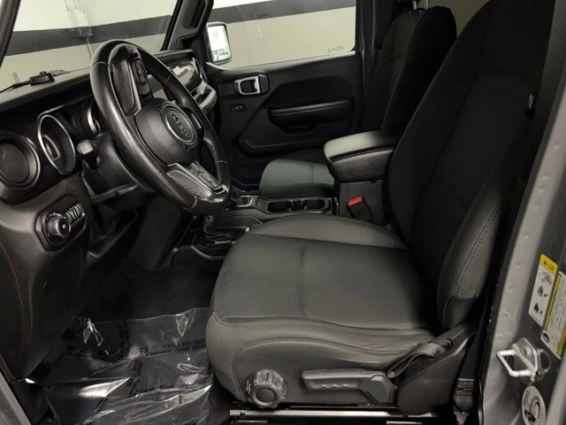 2019 Jeep JL Wrangler - Image 21 of 31