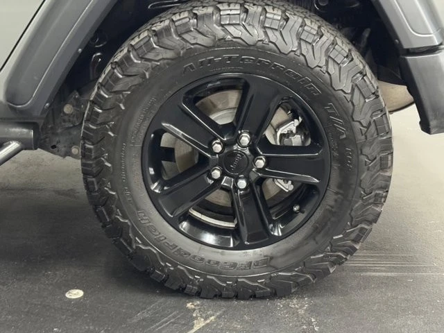 2019 Jeep JL Wrangler - Image 16 of 31