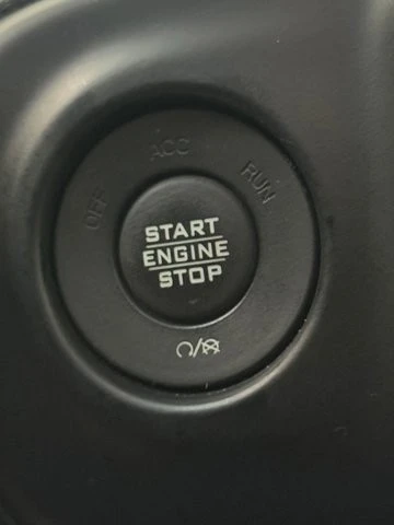 2019 Jeep JL Wrangler - Image 26 of 31