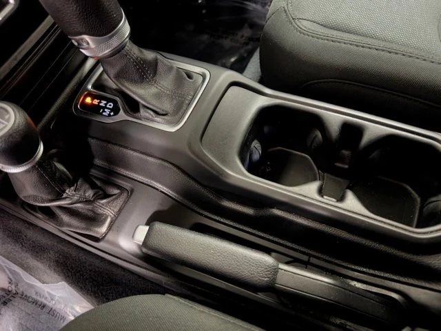 2019 Jeep JL Wrangler - Image 30 of 31