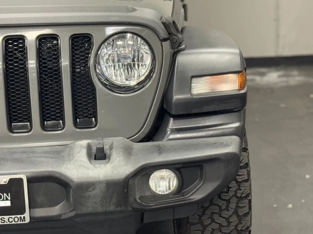 2019 Jeep JL Wrangler - Image 8 of 31