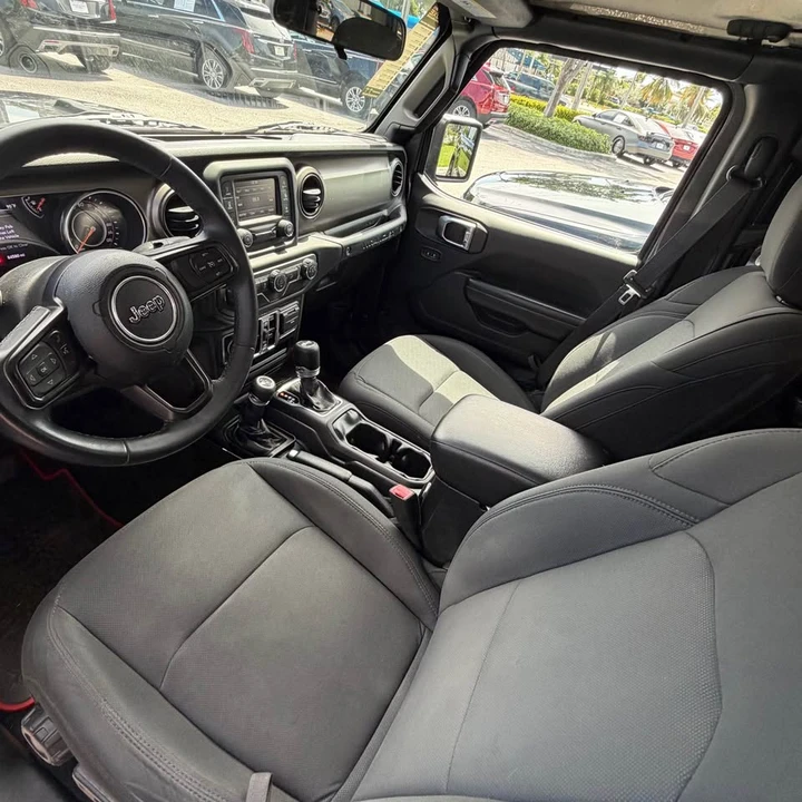 2019 Jeep JK Wrangler - Image 7 of 10