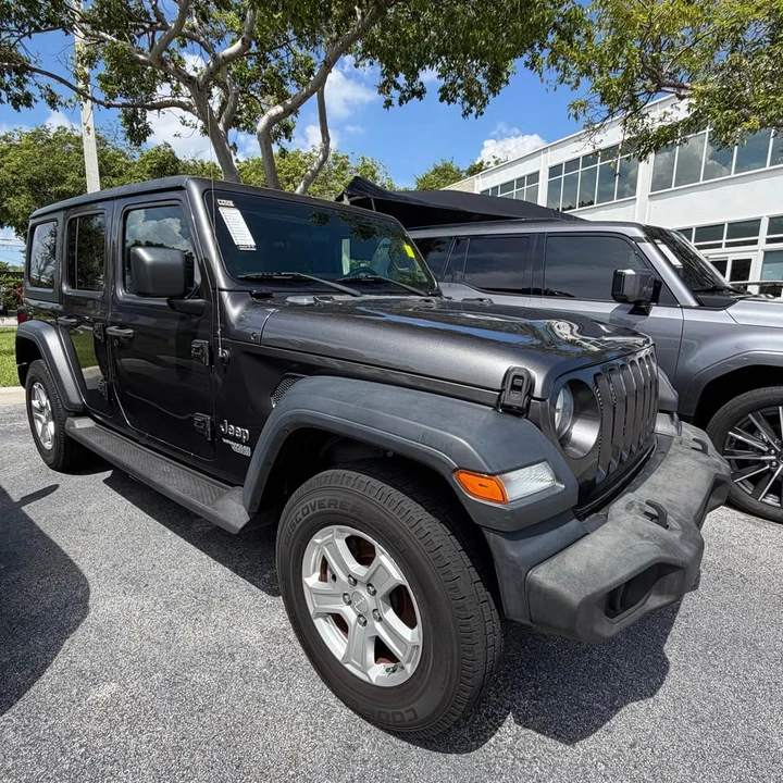 2019 Jeep JK Wrangler - Image 2 of 10