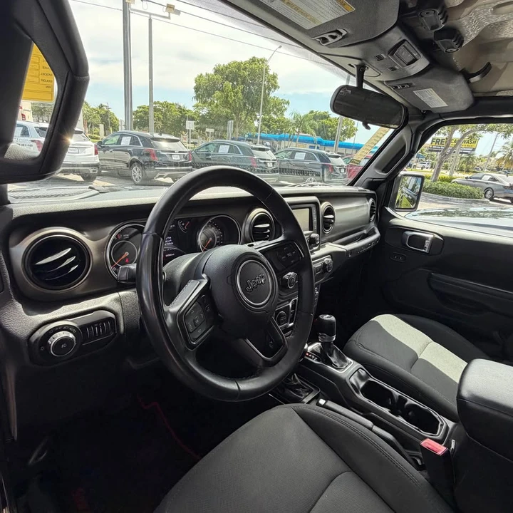 2019 Jeep JK Wrangler - Image 3 of 10