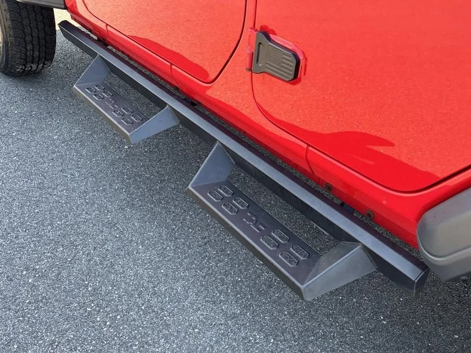 2019 Jeep JL Wrangler - Image 12 of 20