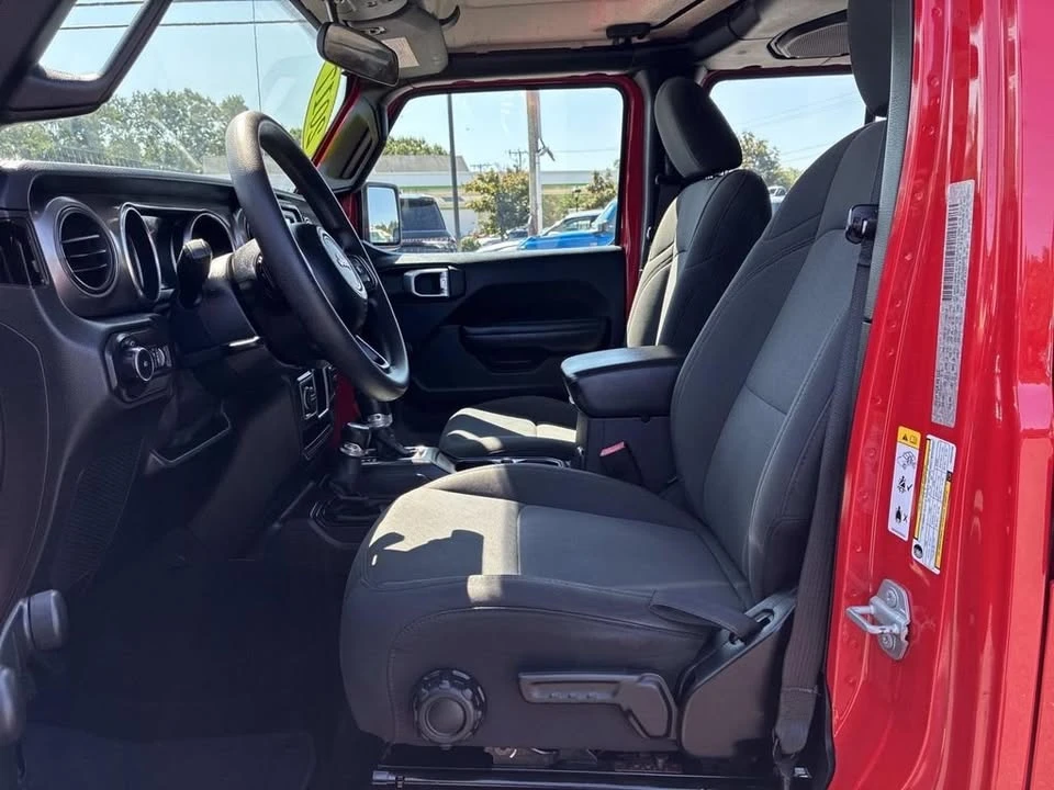 2019 Jeep JL Wrangler - Image 9 of 20