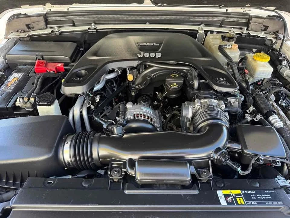 2019 Jeep JL Wrangler - Image 10 of 20