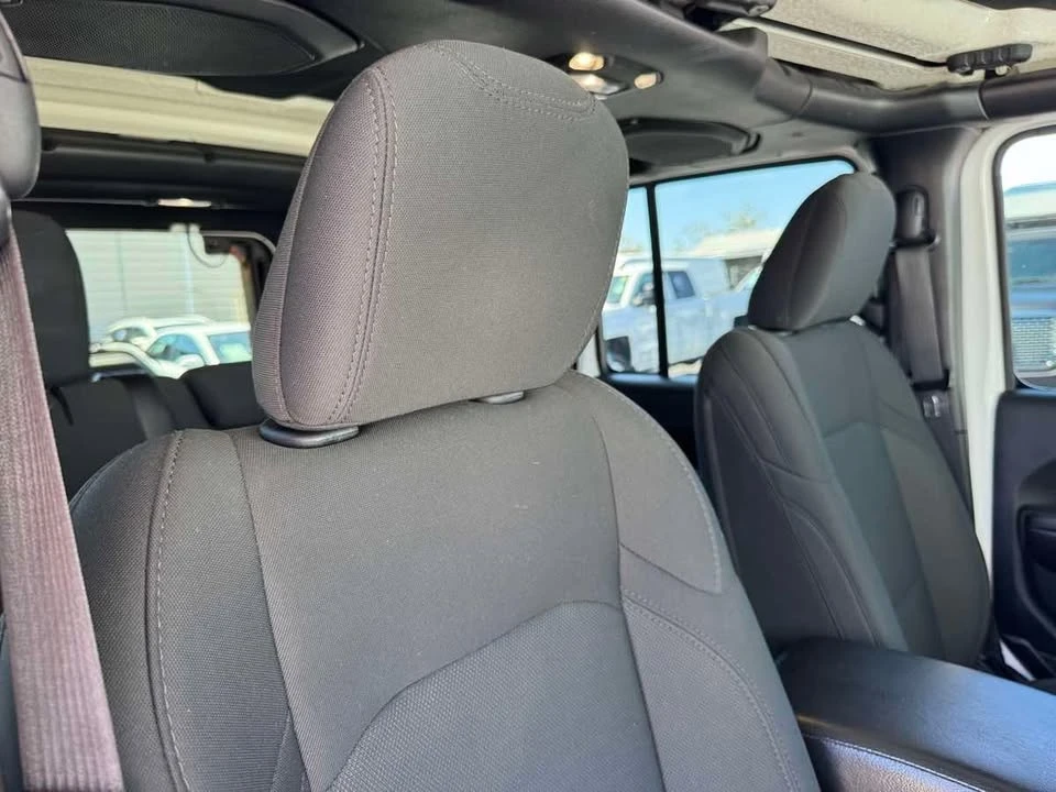 2019 Jeep JL Wrangler - Image 16 of 20