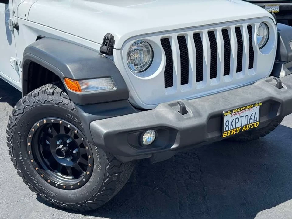 2019 Jeep JL Wrangler - Image 3 of 20
