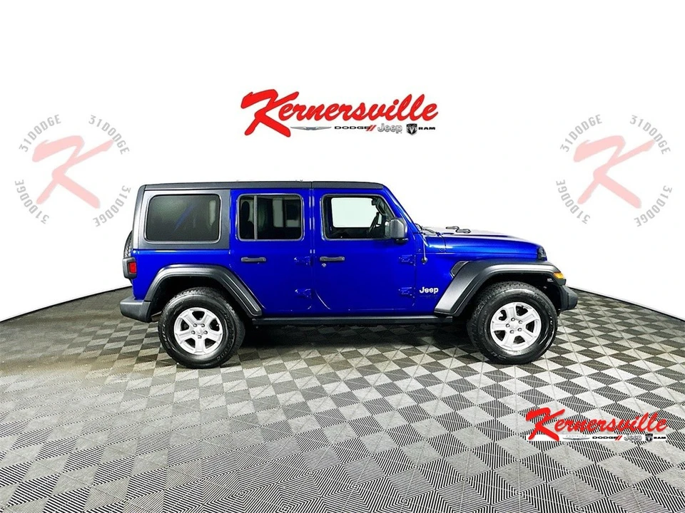 2019 Jeep JL Wrangler - Image 8 of 12