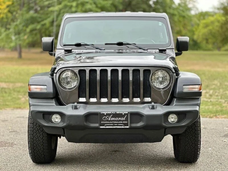 2019 Jeep JL Wrangler - Image 11 of 12