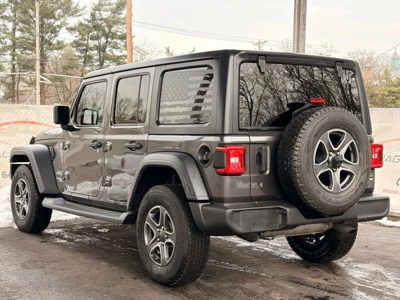 2019 Jeep JL Wrangler - Image 9 of 12
