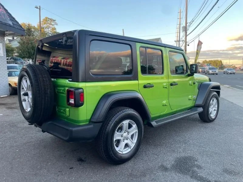2019 Jeep JL Wrangler - Image 9 of 12