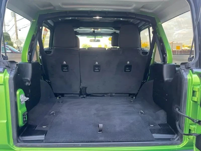 2019 Jeep JL Wrangler - Image 12 of 12
