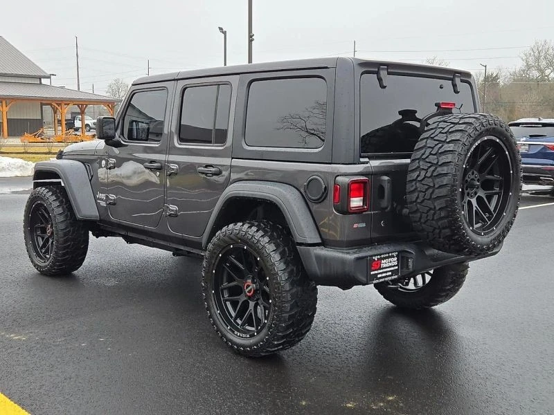 2019 Jeep JL Wrangler - Image 4 of 12