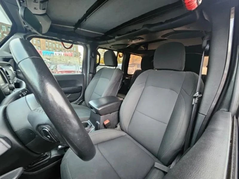2019 Jeep JL Wrangler - Image 11 of 12