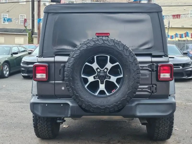 2019 Jeep JL Wrangler - Image 5 of 12