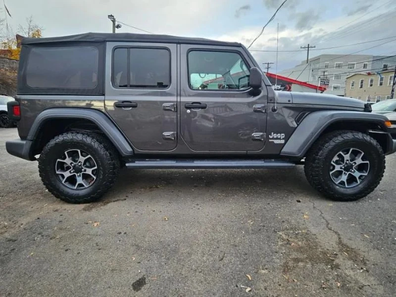 2019 Jeep JL Wrangler - Image 9 of 12