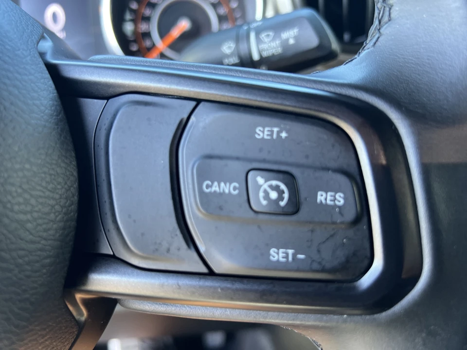 2019 Jeep JL Wrangler - Image 20 of 21