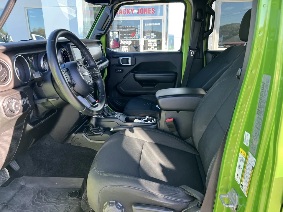2019 Jeep JL Wrangler - Image 16 of 21