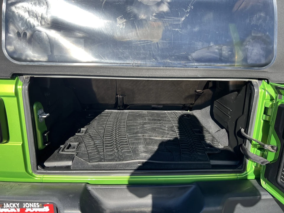 2019 Jeep JL Wrangler - Image 9 of 21