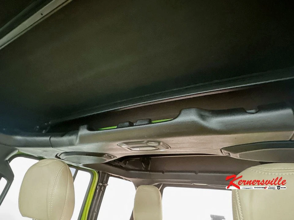 2019 Jeep JL Wrangler - Image 21 of 24