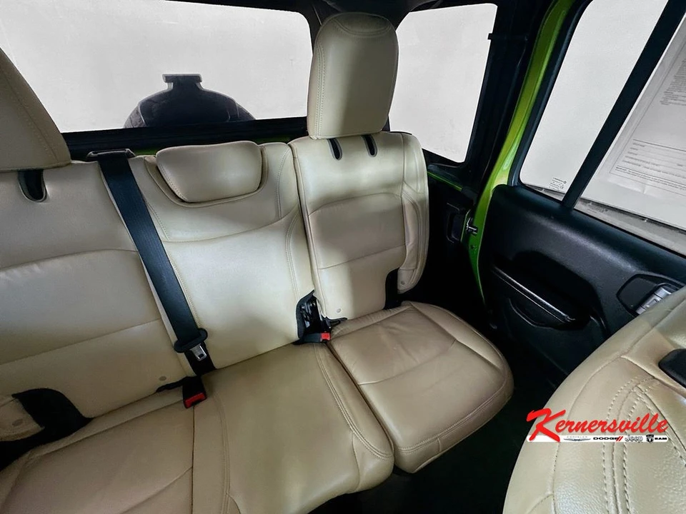 2019 Jeep JL Wrangler - Image 14 of 24