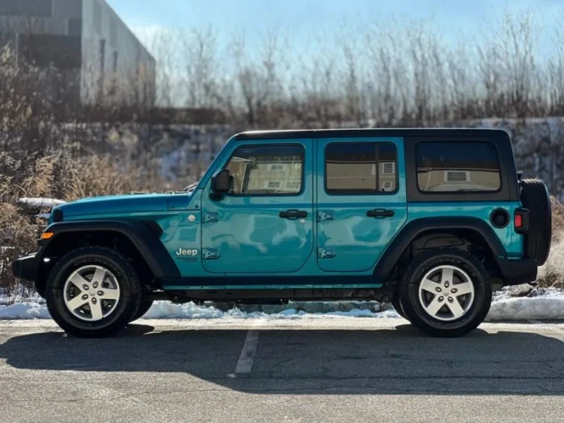 2019 Jeep JL Wrangler - Image 5 of 12