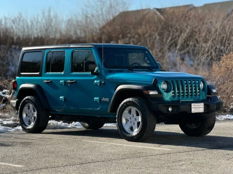 2019 Jeep JL Wrangler - Image 2 of 12