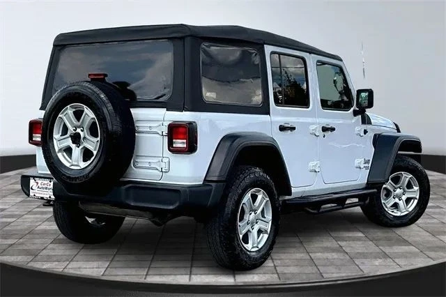 2019 Jeep JL Wrangler - Image 5 of 12