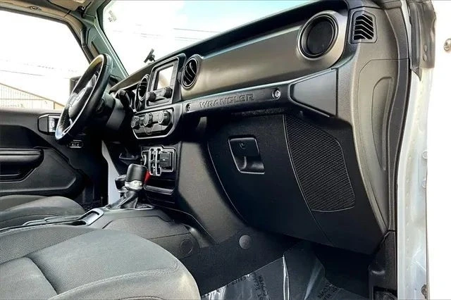 2019 Jeep JL Wrangler - Image 12 of 12