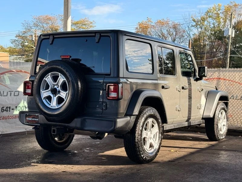 2019 Jeep JL Wrangler - Image 9 of 12
