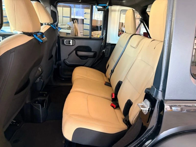 2019 Jeep JL Wrangler - Image 11 of 12