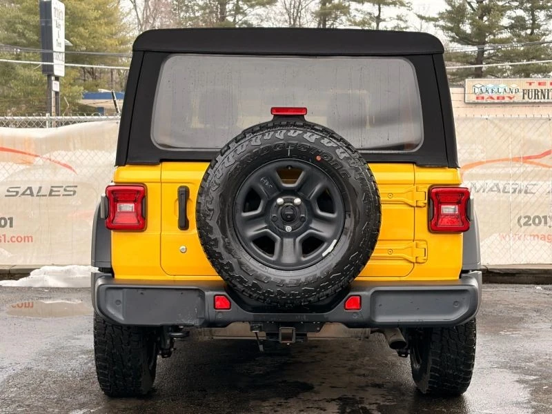 2019 Jeep JL Wrangler - Image 10 of 12