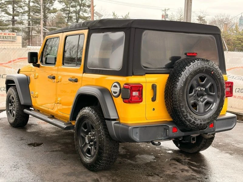 2019 Jeep JL Wrangler - Image 9 of 12
