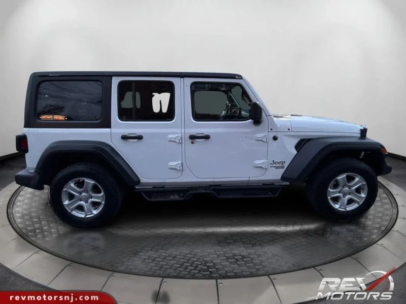 2019 Jeep JL Wrangler - Image 6 of 12