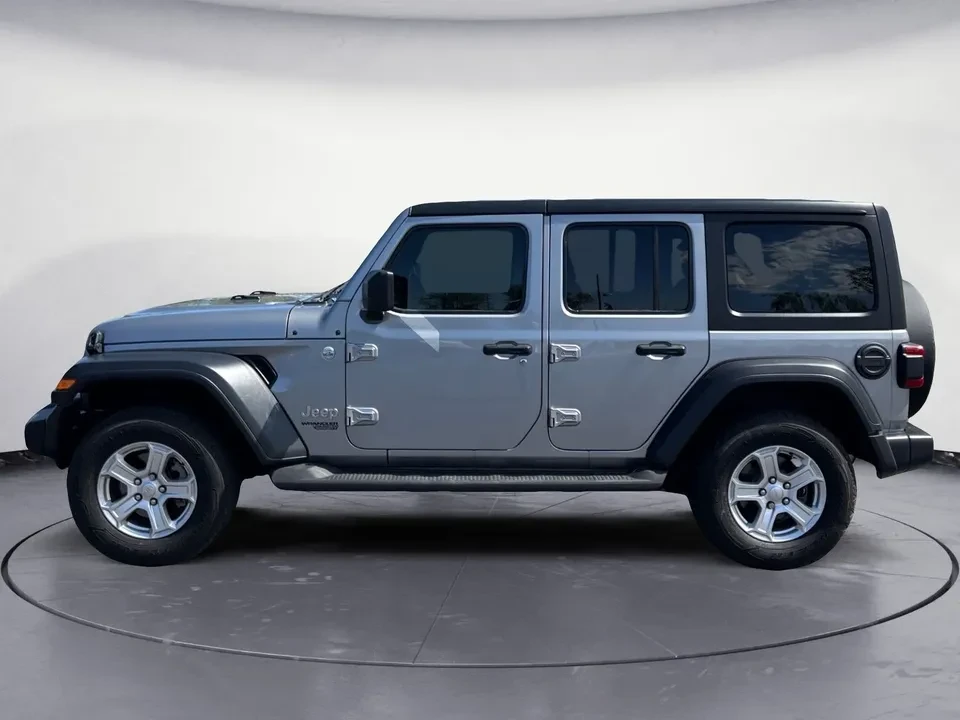 2019 Jeep JL Wrangler - Image 3 of 12