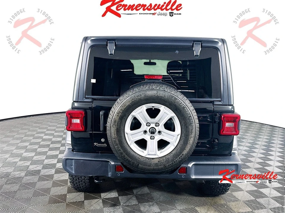 2019 Jeep JL Wrangler - Image 6 of 12