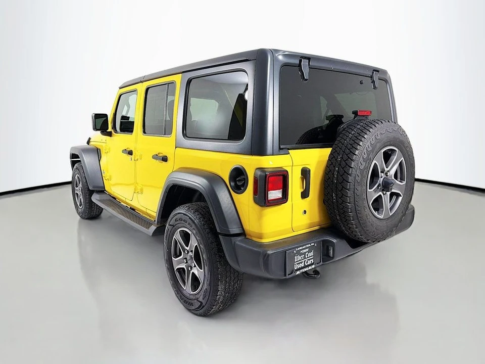 2019 Jeep JL Wrangler - Image 5 of 12