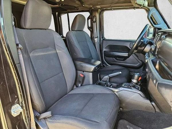 2019 Jeep JL Wrangler - Image 20 of 21