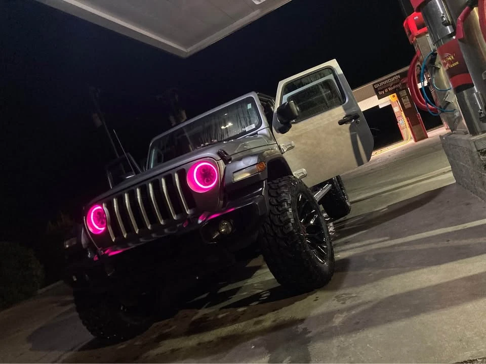 2019 Jeep JL Wrangler - Image 6 of 6
