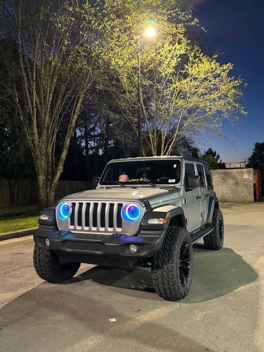 2019 Jeep JL Wrangler - Image 2 of 6