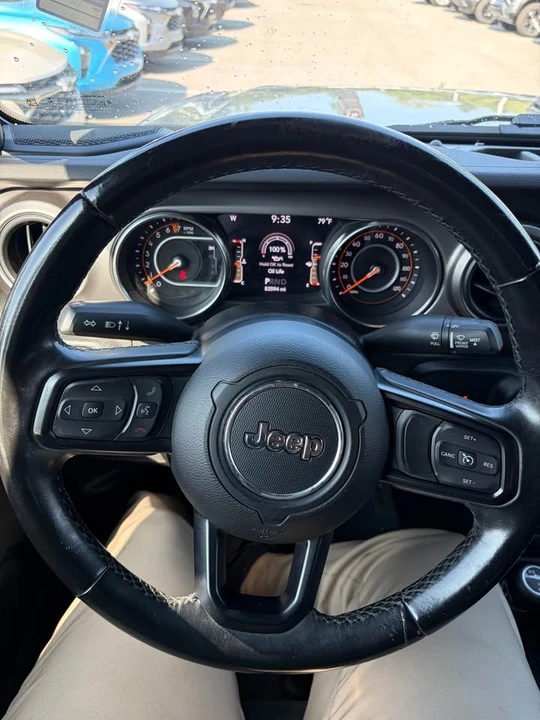 2019 Jeep JL Wrangler - Image 13 of 16